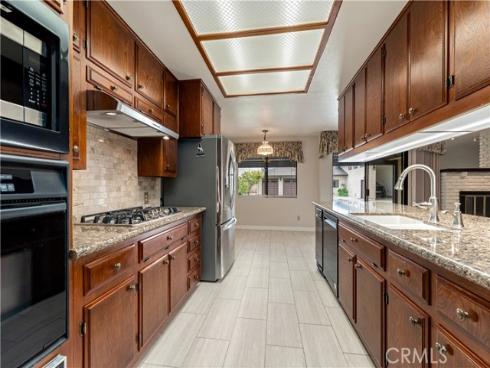 7612 Haldor , Buena Park, CA