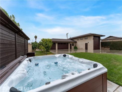 7612 Haldor , Buena Park, CA