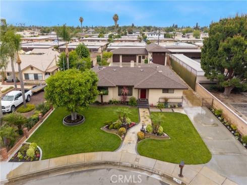 7612 Haldor , Buena Park, CA