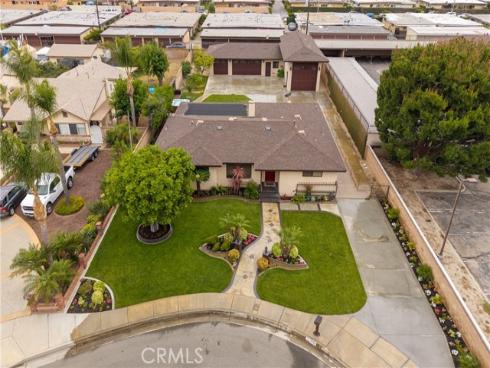 7612 Haldor , Buena Park, CA