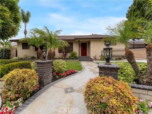 7612 Haldor , Buena Park, CA