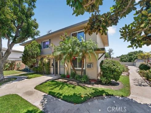 8788 Valley View C