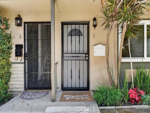 8788 Valley View C , Buena Park, CA