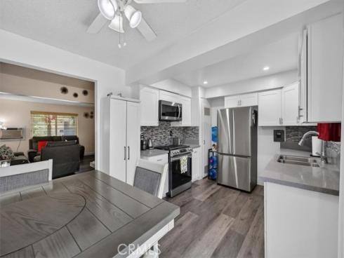 8788 Valley View C , Buena Park, CA