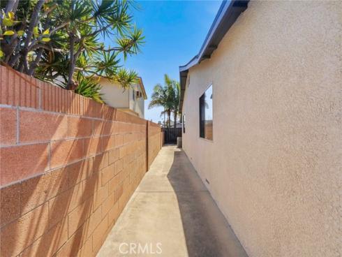 7515 El Escorial Way, Buena Park, CA