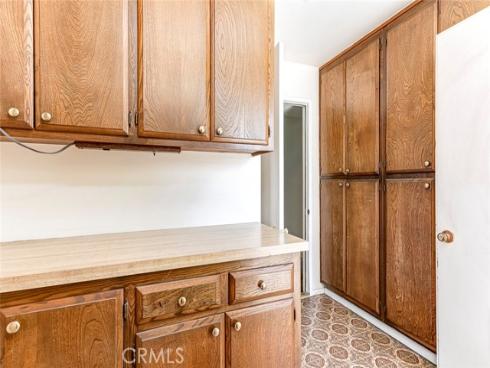 8237 Henshaw , Buena Park, CA