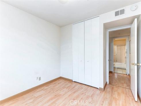 8237 Henshaw , Buena Park, CA