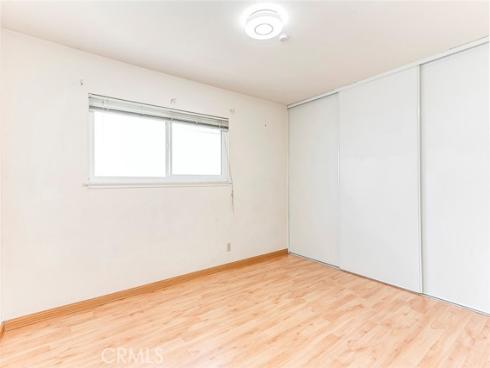 8237 Henshaw , Buena Park, CA
