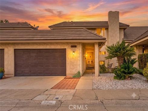 8237 Henshaw , Buena Park, CA