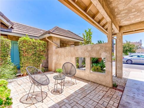 8237 Henshaw , Buena Park, CA
