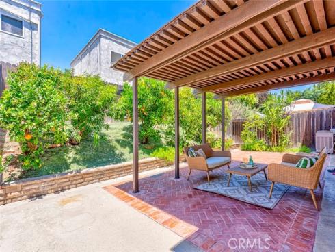 8237 Henshaw , Buena Park, CA