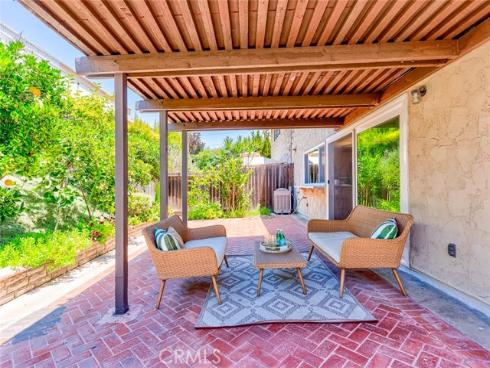 8237 Henshaw , Buena Park, CA