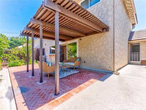 8237 Henshaw , Buena Park, CA