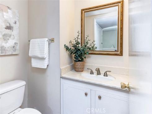 8237 Henshaw , Buena Park, CA