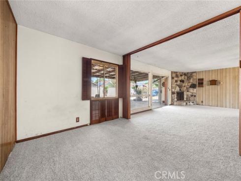 8425 Saturn , Buena Park, CA
