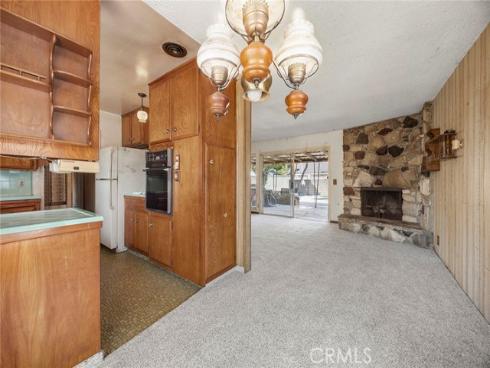 8425 Saturn , Buena Park, CA