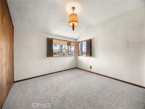 8425 Saturn , Buena Park, CA