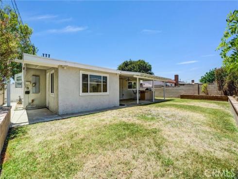 5853  Los Nietos Street  , Buena Park, CA