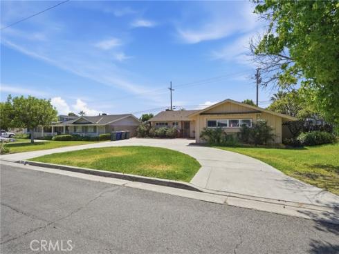 5041 Ridglea Avenue, Buena Park, CA