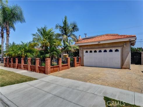 5901 Los Encinos , Buena Park, CA