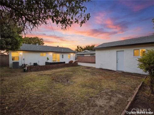 8042 San Heron , Buena Park, CA