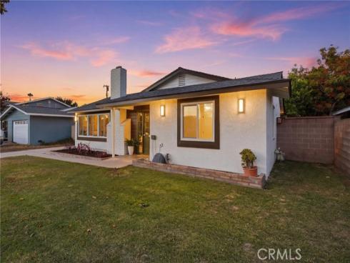 8042 San Heron , Buena Park, CA