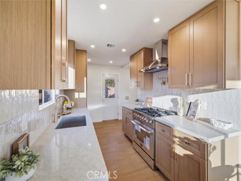 8042 San Heron , Buena Park, CA