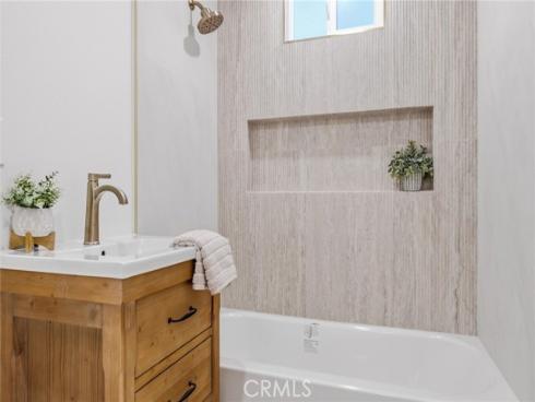 8042 San Heron , Buena Park, CA