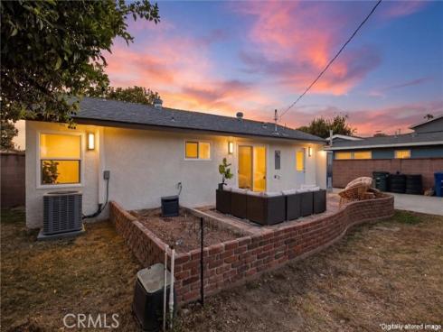 8042 San Heron , Buena Park, CA