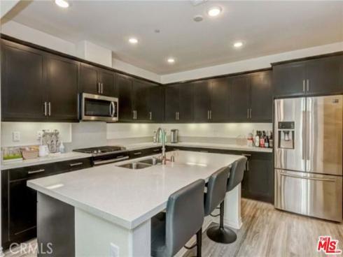 8565 Corsica 9 Lane, Buena Park, CA