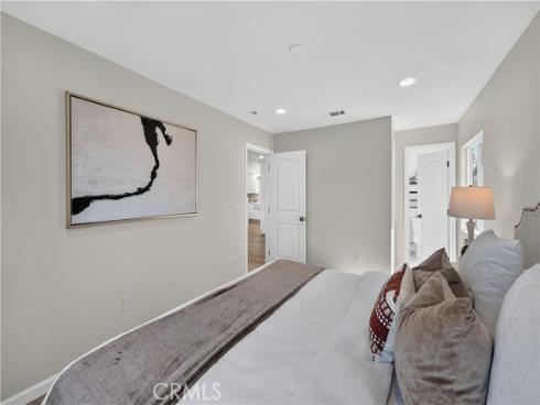 5516 Paraguay Dr , Buena Park, CA