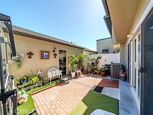 5539 Cajon , Buena Park, CA