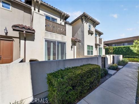 8576 Corsica , Buena Park, CA