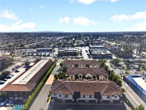 8576 Corsica , Buena Park, CA