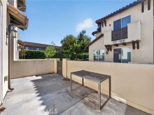 8576 Corsica , Buena Park, CA