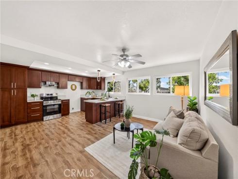 6273 Lincoln , Buena Park, CA