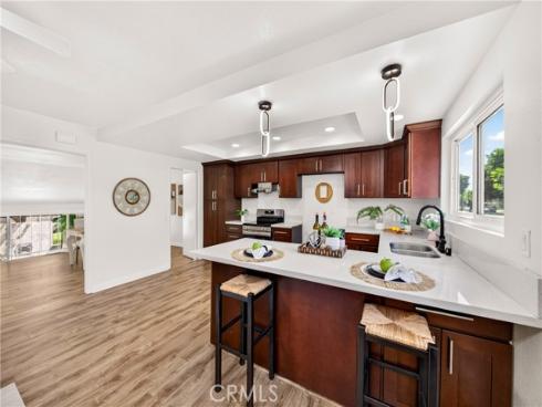 6273 Lincoln , Buena Park, CA