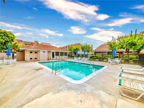 6273 Lincoln , Buena Park, CA