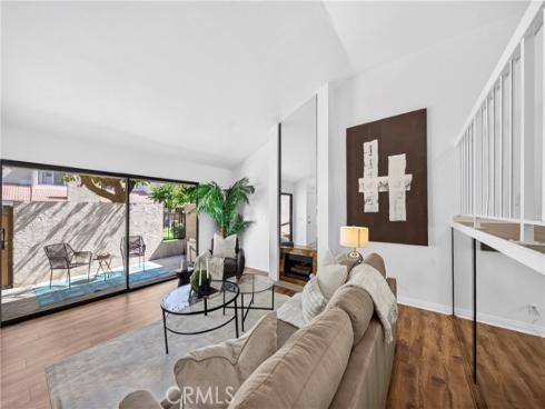6273 Lincoln , Buena Park, CA
