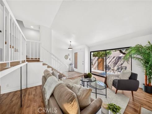 6273 Lincoln , Buena Park, CA