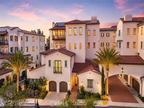 8898  Los Coyotes  200  Court, Buena Park, CA