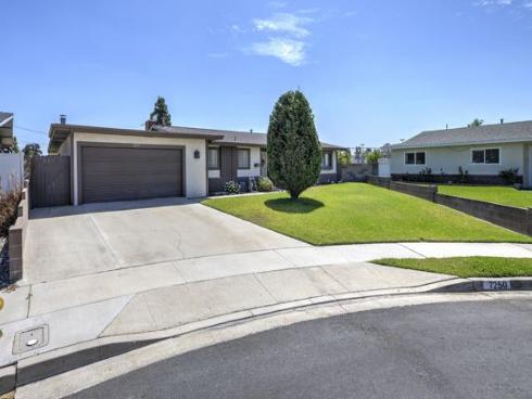 7250 Harding Circle, Buena Park, CA