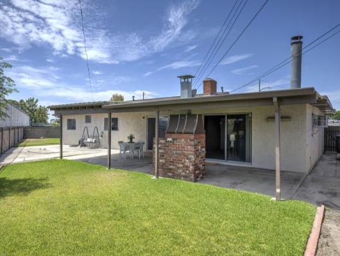 7250 Harding Circle, Buena Park, CA