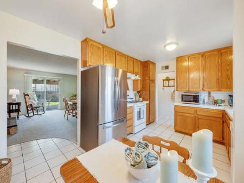 7250 Harding Circle, Buena Park, CA