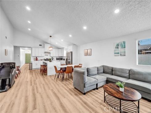 8402 Crescent Avenue, Buena Park, CA