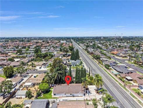 8402 Crescent Avenue, Buena Park, CA