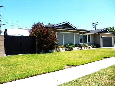 8428  Los Amores   Street, Buena Park, CA