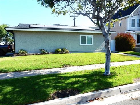 8428  Los Amores   Street, Buena Park, CA