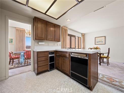 21 Beachcomber Drive, Corona del Mar, CA