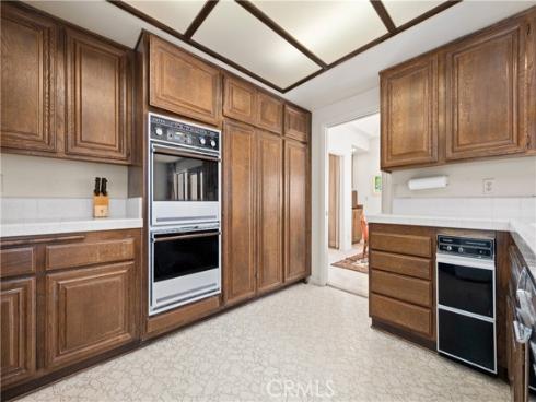 21 Beachcomber Drive, Corona del Mar, CA